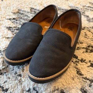 Cliffs by WHITE MOUNTAIN Dallis Suede Textured Loafers